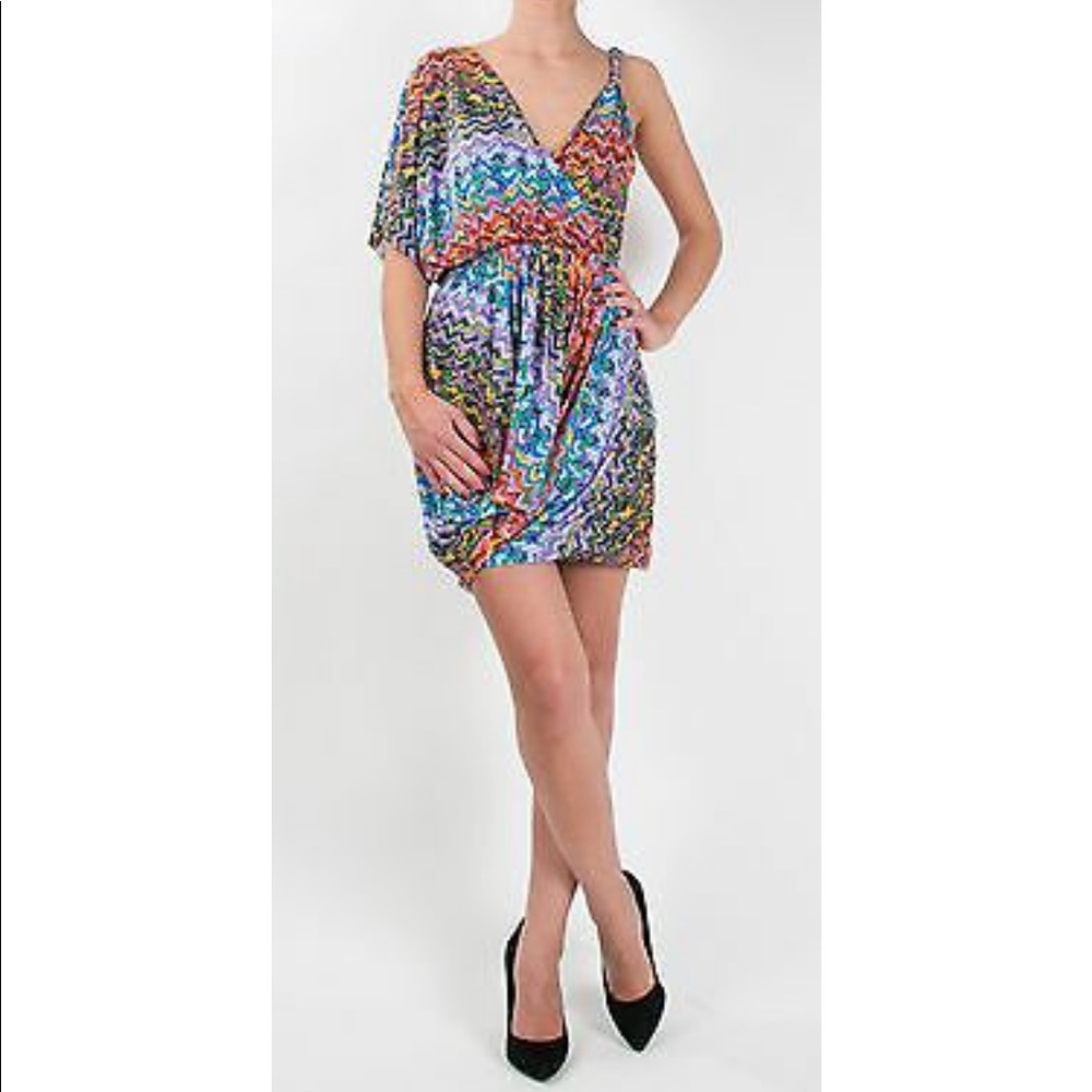 NEW** Beautiful dress (new)